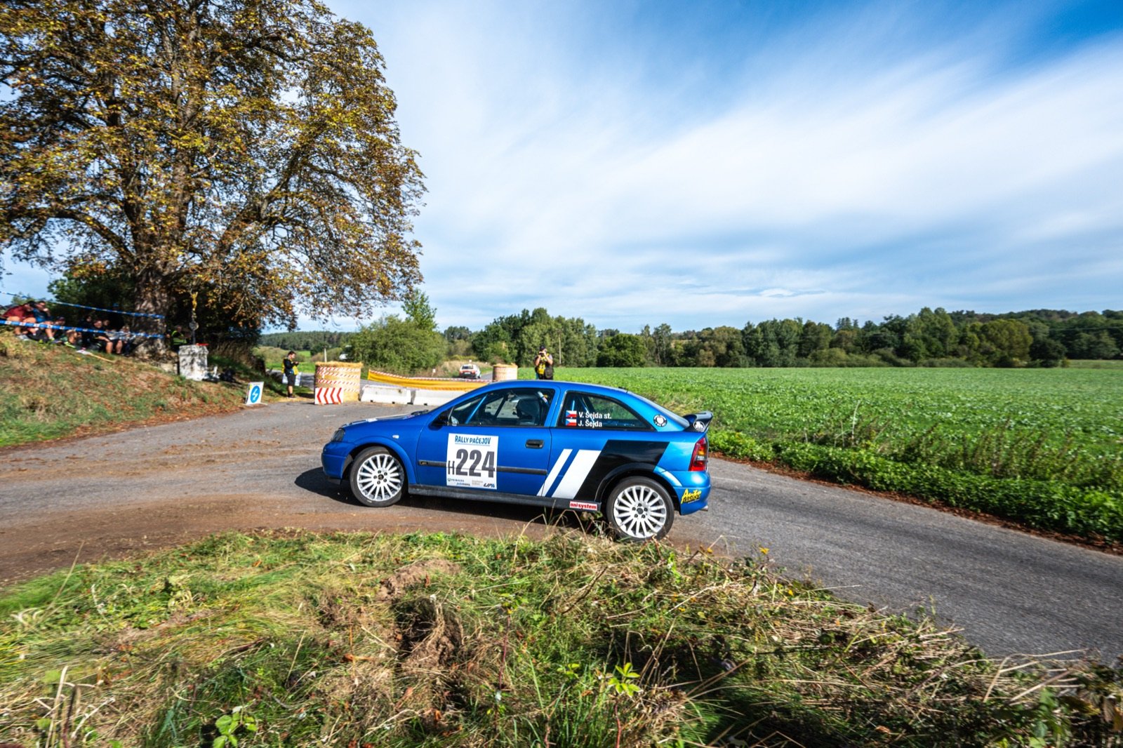 Posádka Václav Šejda st. – Jakub Šejda, Opel Astra OPC – Rally Pačejov 2026, foto 7