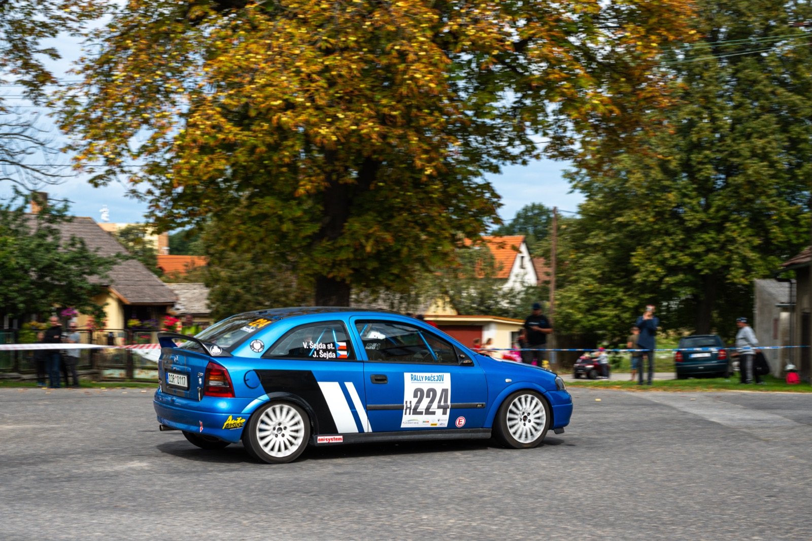 Posádka Václav Šejda st. – Jakub Šejda, Opel Astra OPC – Rally Pačejov 2026, foto 11
